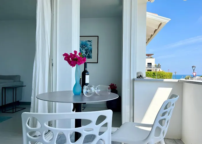 Апартаменти Vistas Del Mar By Hello Homes *